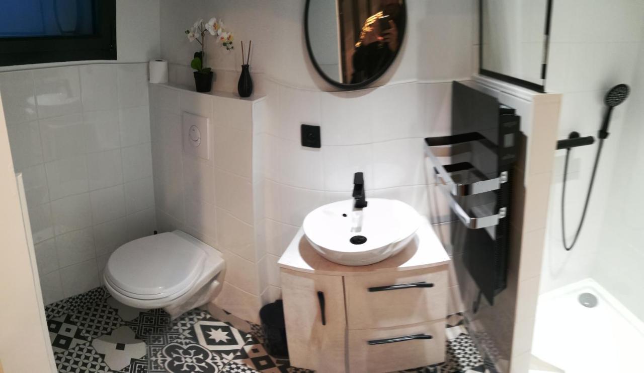 Studio Cosy Avec Acces Et Terrasse Independants Lägenhet Tresses Exteriör bild